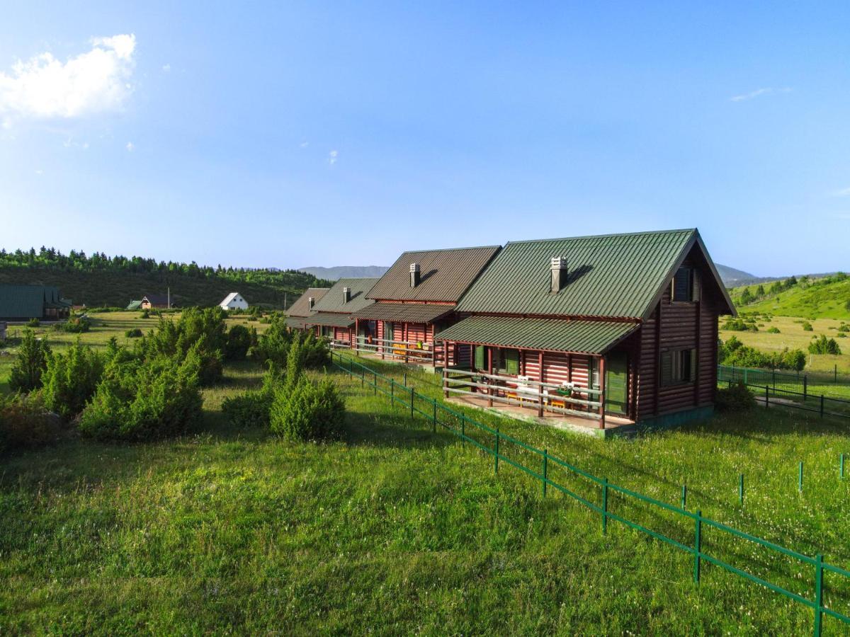 Family Lux Apartments Žabljak Exterior foto