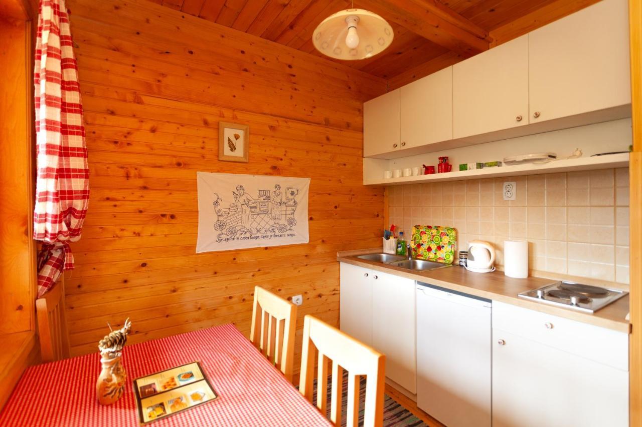 Family Lux Apartments Žabljak Exterior foto